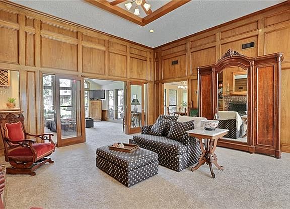 4th image of 600 Bridlewood Ct