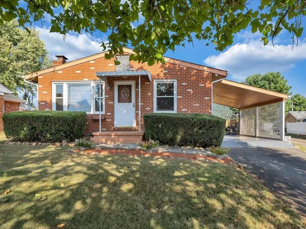 5845 Plantation Cir, Roanoke, VA 24019