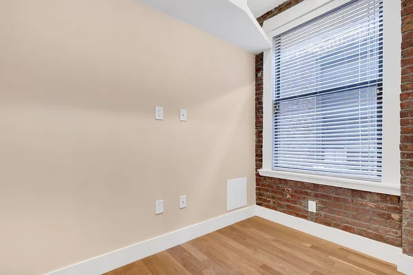 Rented by Cooper & Cooper Real Estate | media 26