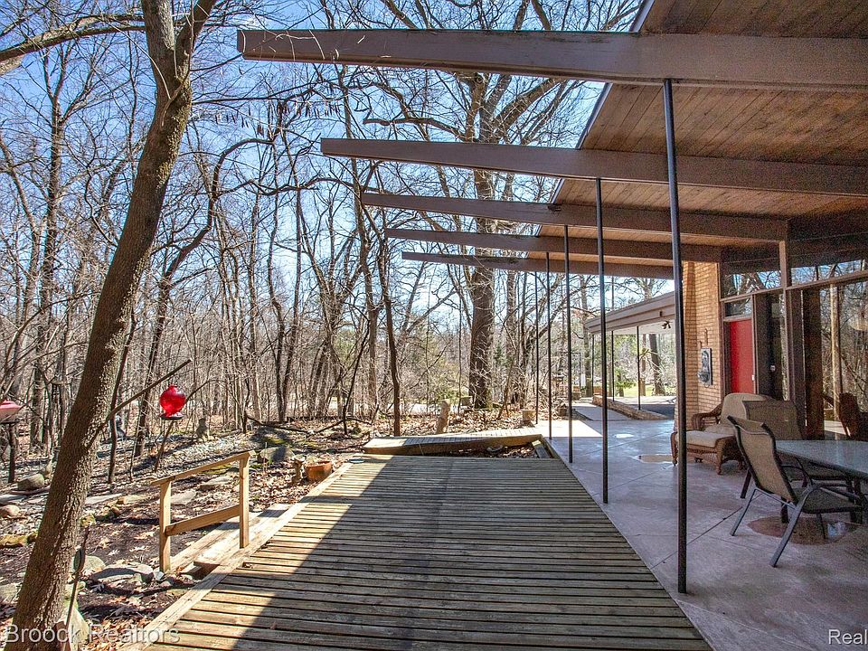 30875 Franklin Rd, photo 9