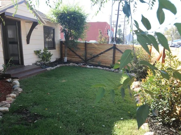 5622 Hazeltine Ave, Van Nuys, CA 91401