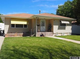 227 N 5th St, Douglas, WY 82633