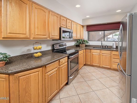 3rd image of 9417 N 40TH Avenue