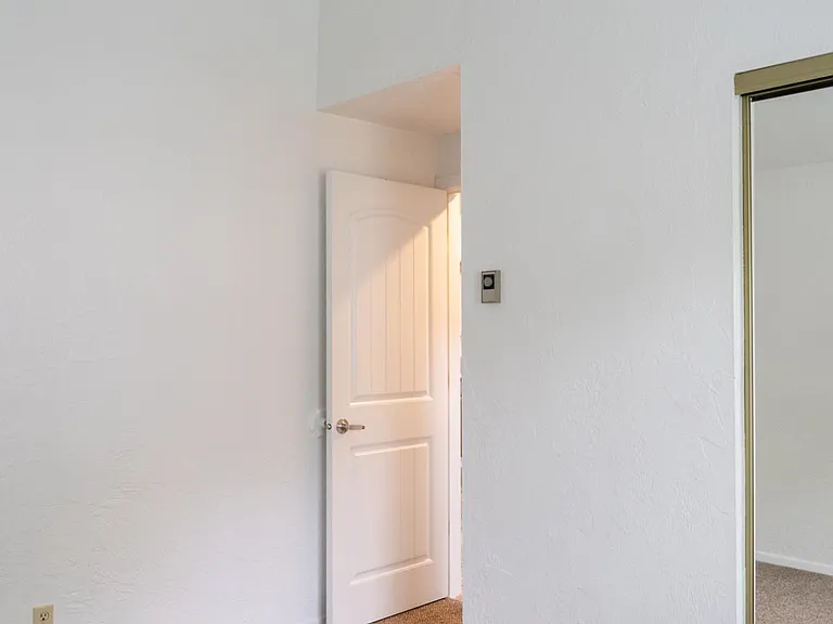 1851 27th Ave SE — Photo 17