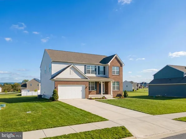 218 Haybine Dr, Shenandoah Junction, WV 25442