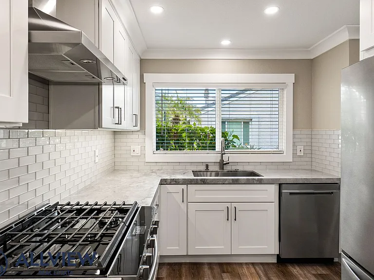 8275 Cherrywood Cir — Photo 5