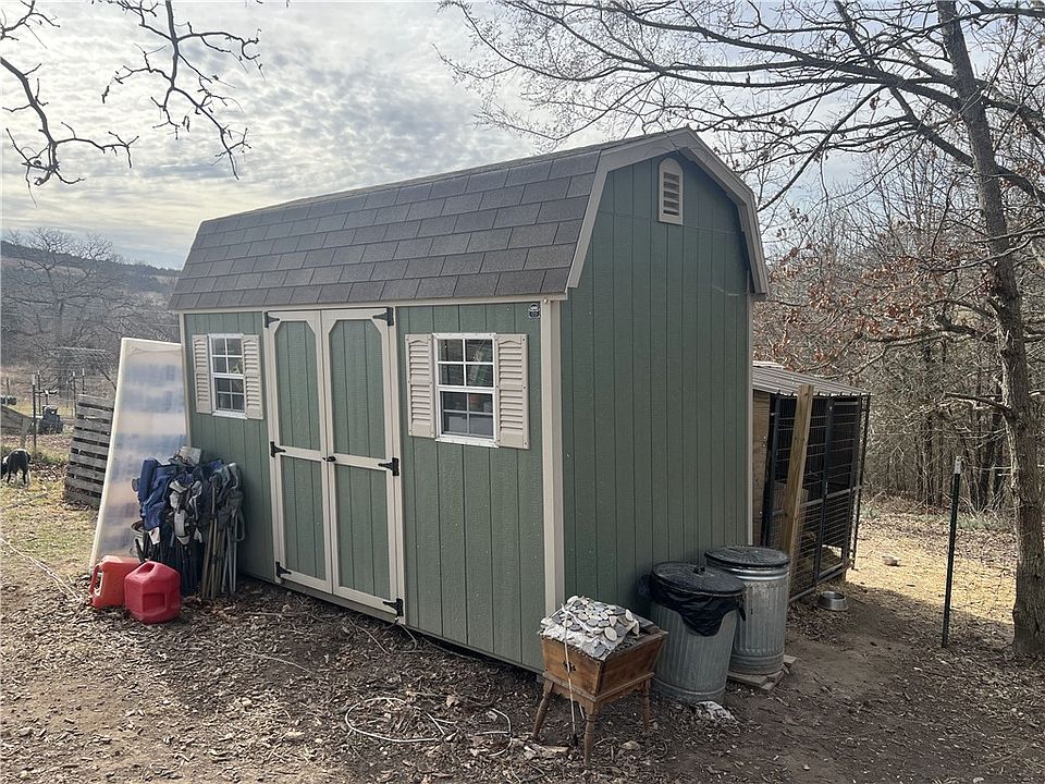 28th image of this home