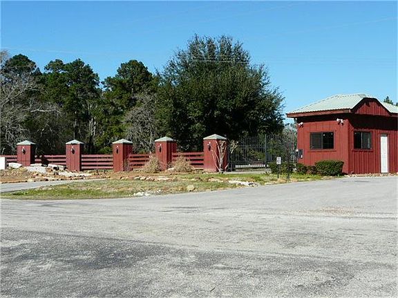 4th image of 155 Wildwood Lake Dr