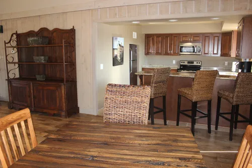Lexington Heights Apartments Photo 1