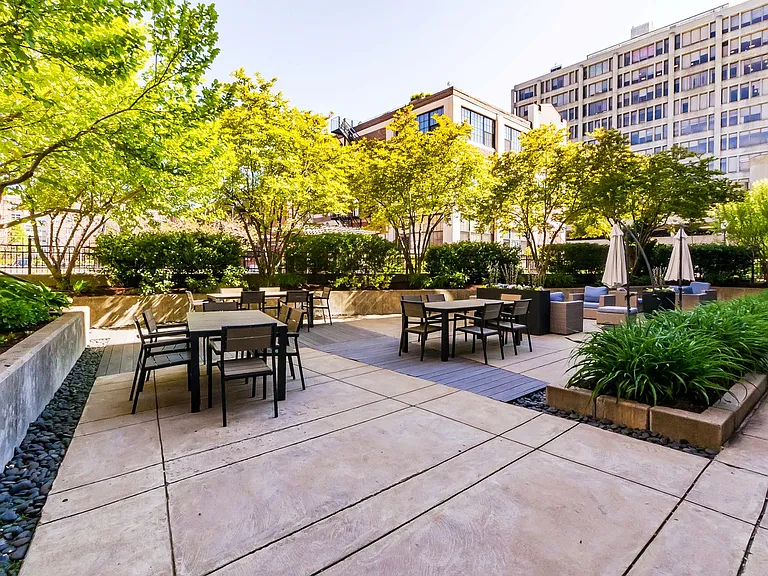 700 Harrison Ave #305 — Photo 7