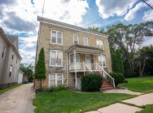 1017 Benton St, Rockford, IL 61107