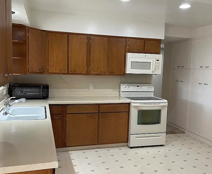 611 S Palm Ave #K — Photo 6