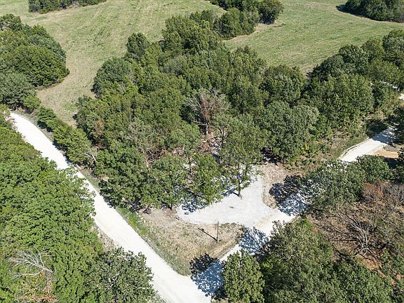2nd image of 24035 County Road 331a