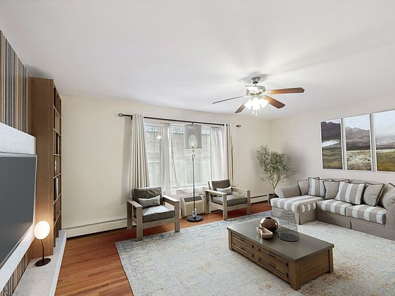 3rd image of 950 Washington Blvd APT 306