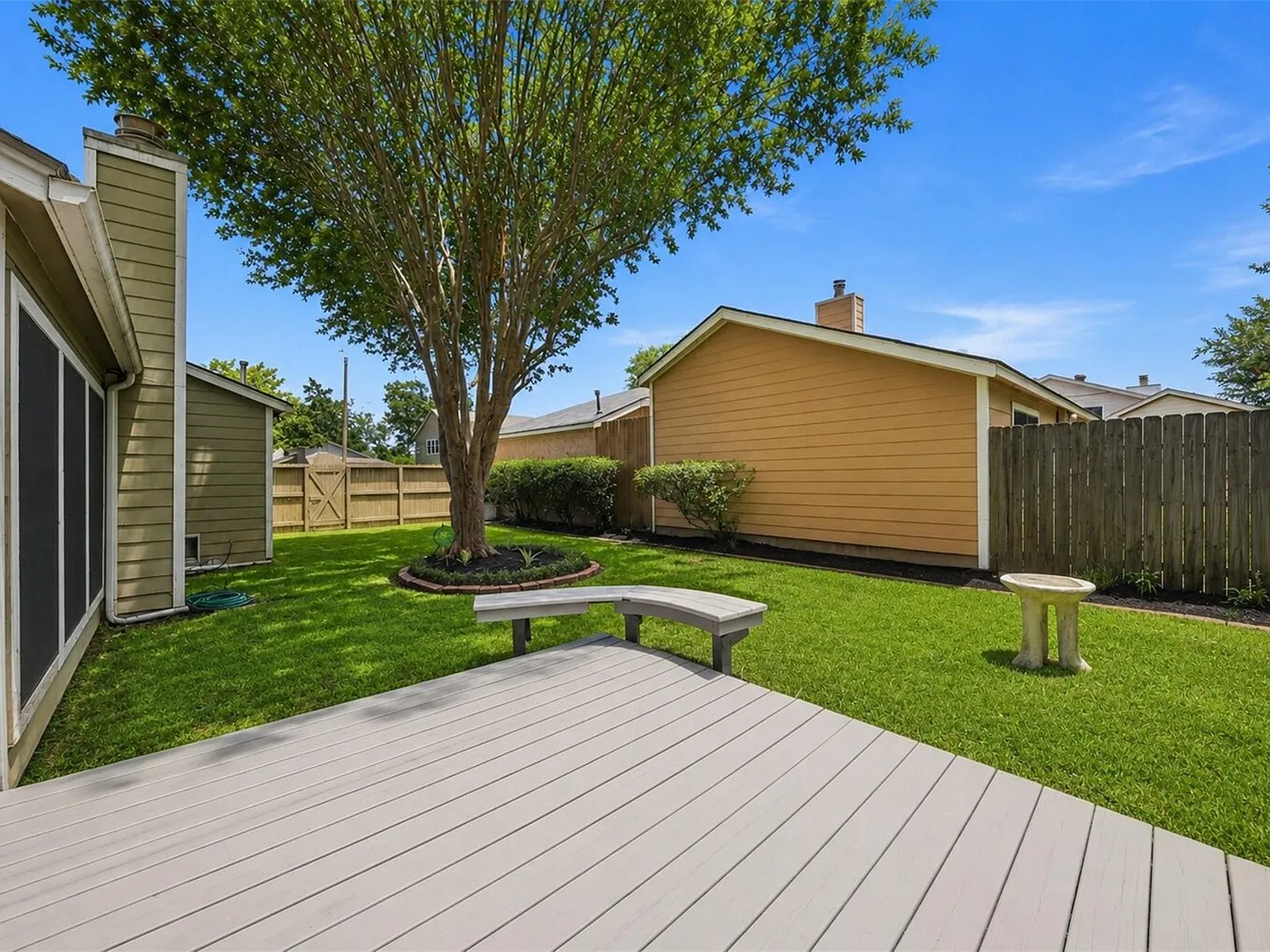 3 bed, 2.0 bath, 1142 sqft, $1,800 — Photo 4