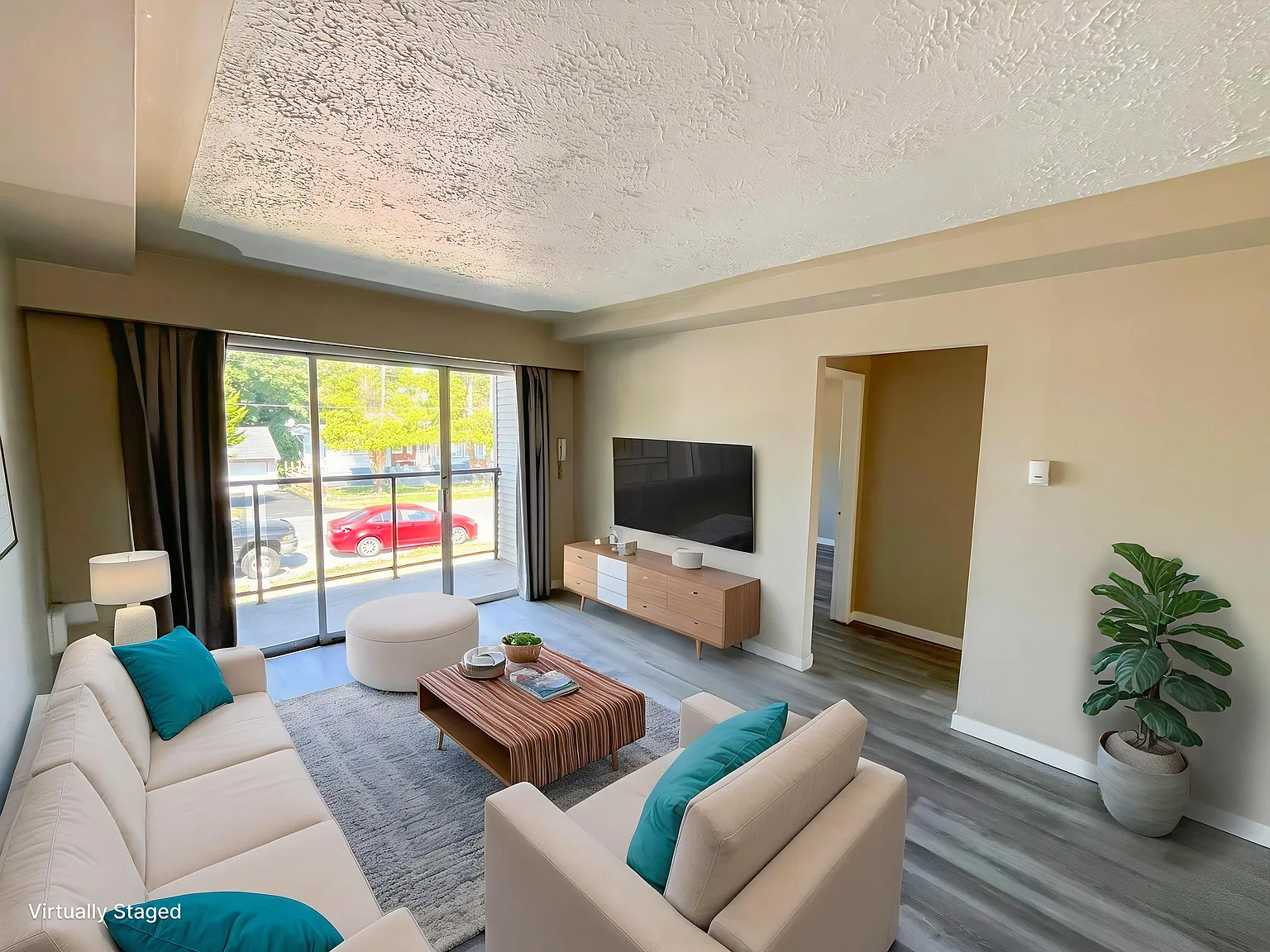Hillside Place — Photo 2