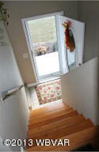 2nd image of 2623 Lincoln Dr
