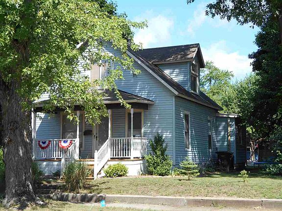 2nd image of 1006 E Beardsley Ave