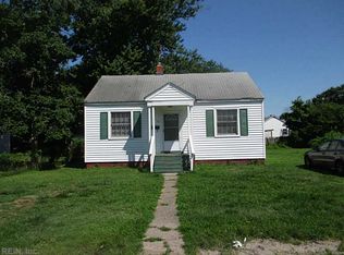 7 Mitchell Rd, Hampton, VA 23669
