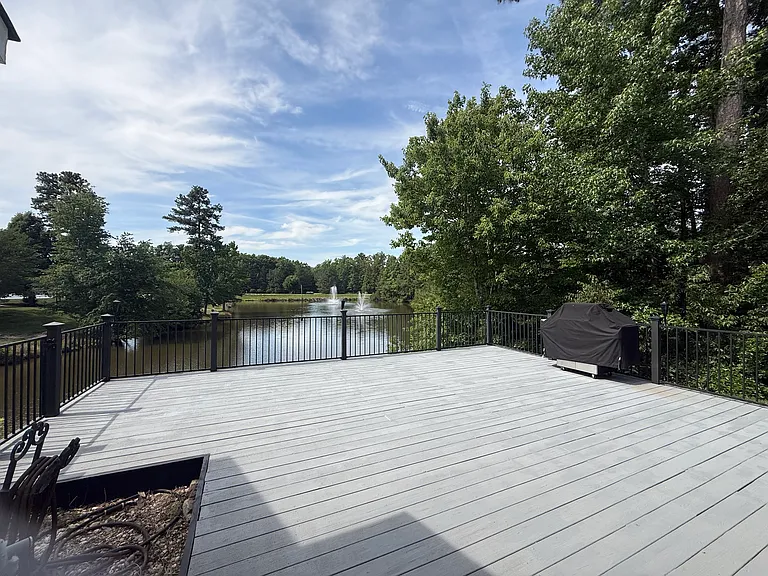 600 Canyon Lake Cir — Photo 18