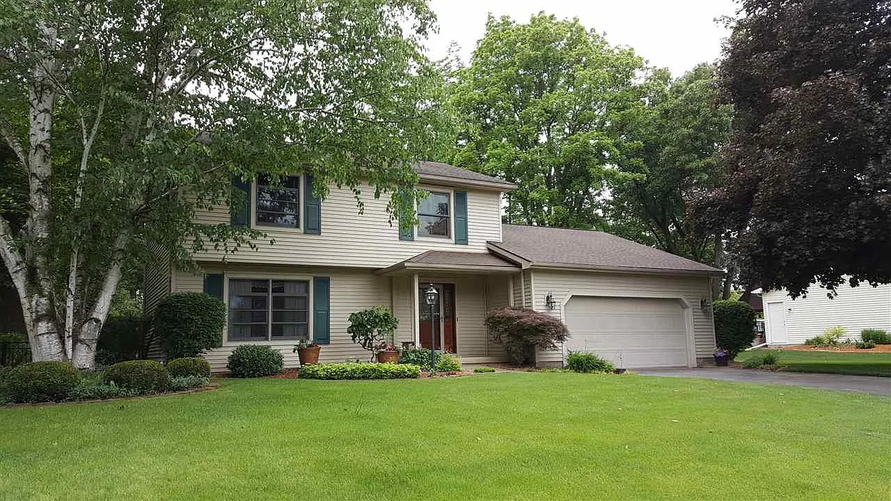 6238 Mountie Way photo 1