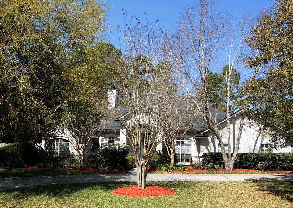 1st image of 12865 Winged Elm Dr N