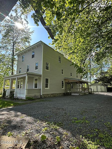 4th image of 11 Parkis Street