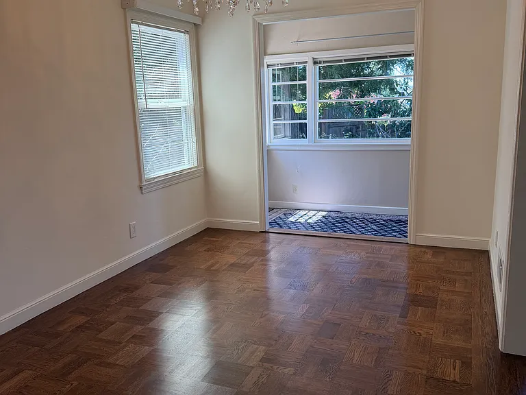 154 W 40th Ave — Photo 12