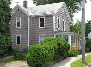 2 Grove St, Burlington, VT 05401