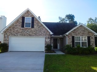 125 Meadowvale Ln, Moncks Corner, SC 29461