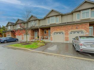 330 Dearborn Blvd #7, Waterloo, ON N2J 4Y9