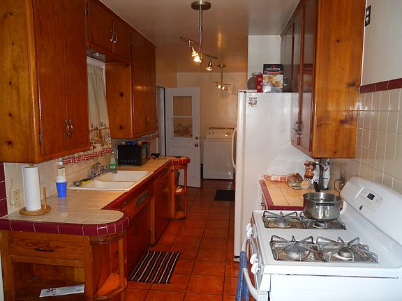 4th image of 10652 S Manhattan Pl