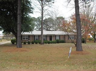 255 Bob White Dr, Valley Grande, AL 36701