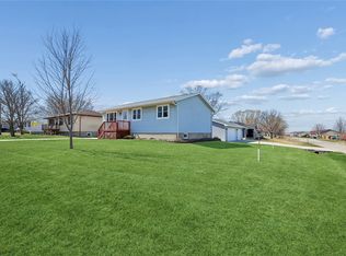 201 Oak Ave, Urbana, IA 52345