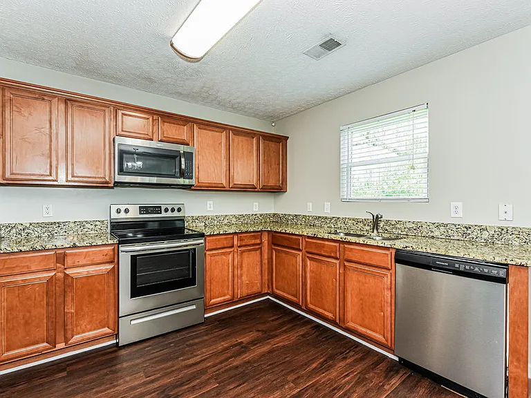5012 Millpond Ct — Photo 7