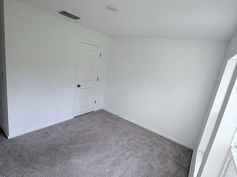 7162 N Glenridge Cir — Photo 3