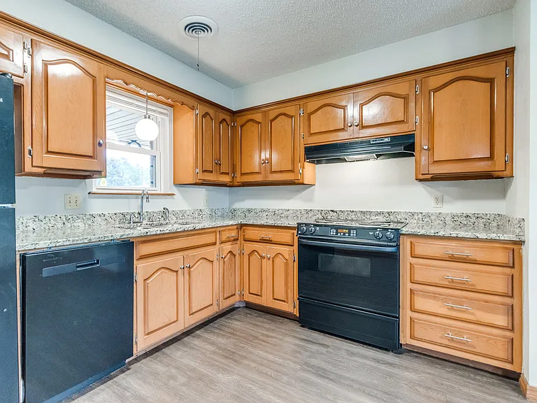1639 Westbrooke Ter — Photo 11
