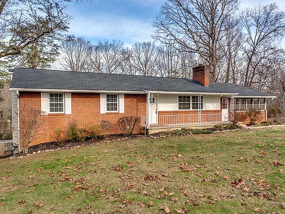 3rd image of 335 Highland View Dr