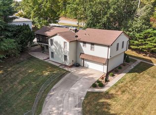 2408 S Blackman Rd, Springfield, MO 65809