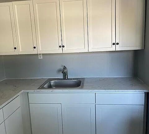 3rd image of 8142 EATON Avenue