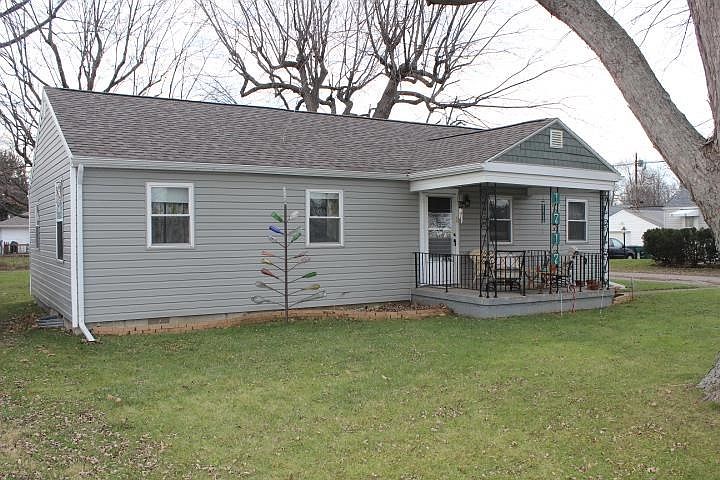 1st image of 1717 N Janney Ave