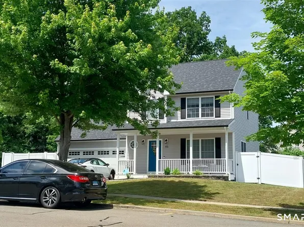 45 Saratoga Way, Meriden, CT 06450