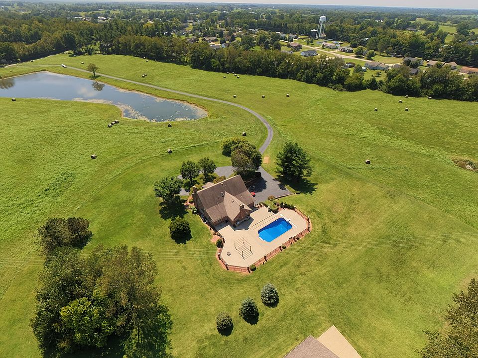1st image of 1105 Fogg Pike