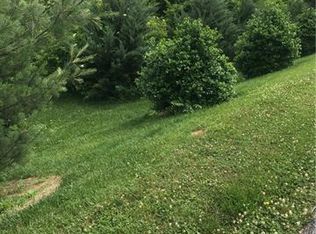 2041 Hartland Rd, Morganton, NC 28655