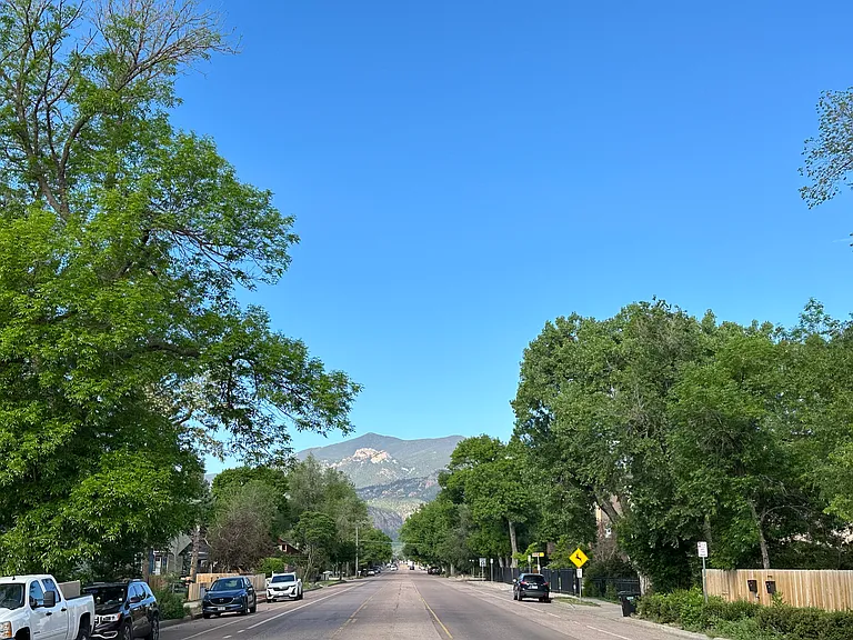 110 Cheyenne Blvd — Photo 33
