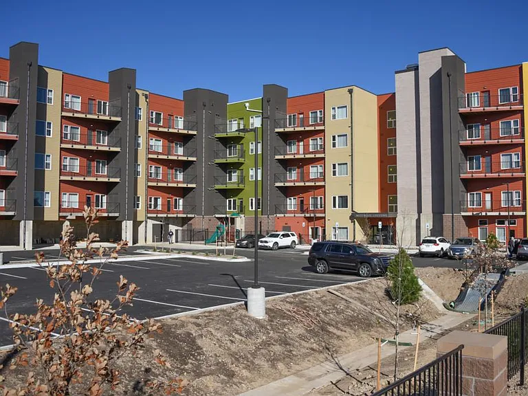 Westwood Crossing — Photo 9
