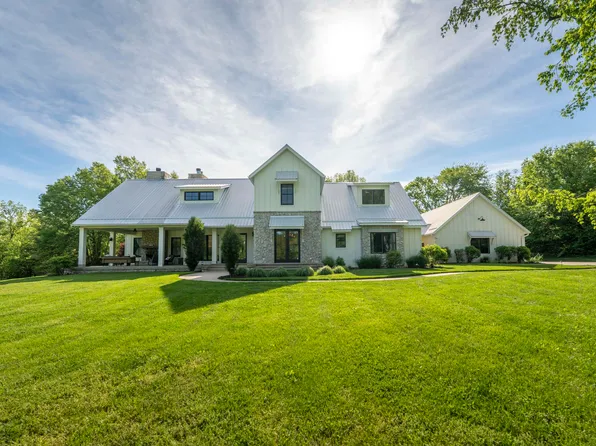 826 S Farm Road 207, Springfield, MO 65802