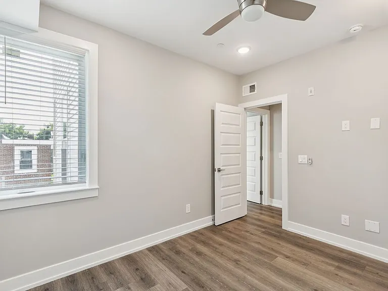 2531 N Front St #2 — Photo 19