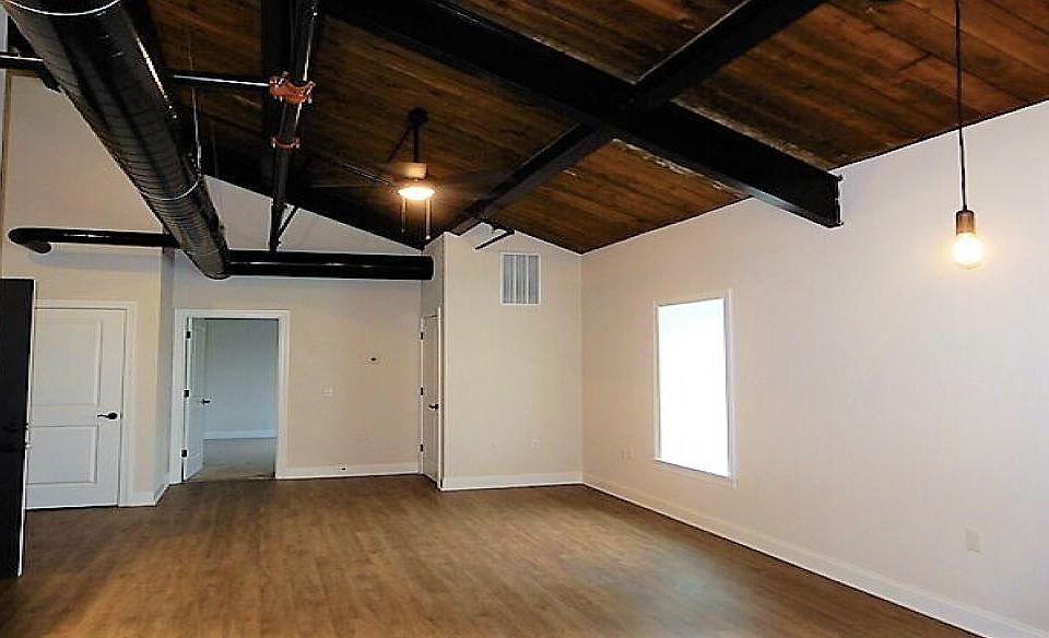 2nd image of 268 Washington St #305