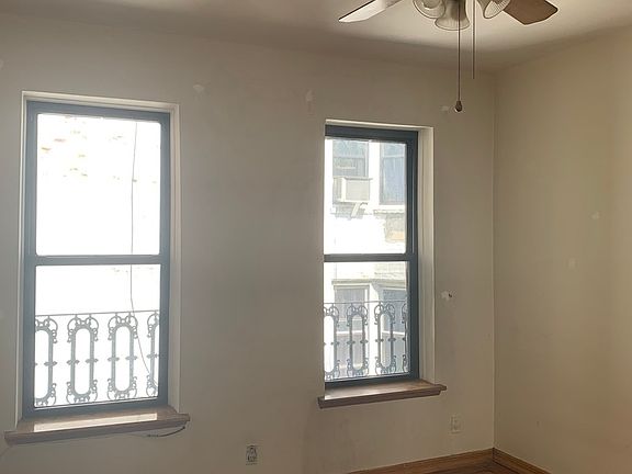 5th image of 1057 1st Ave #E2